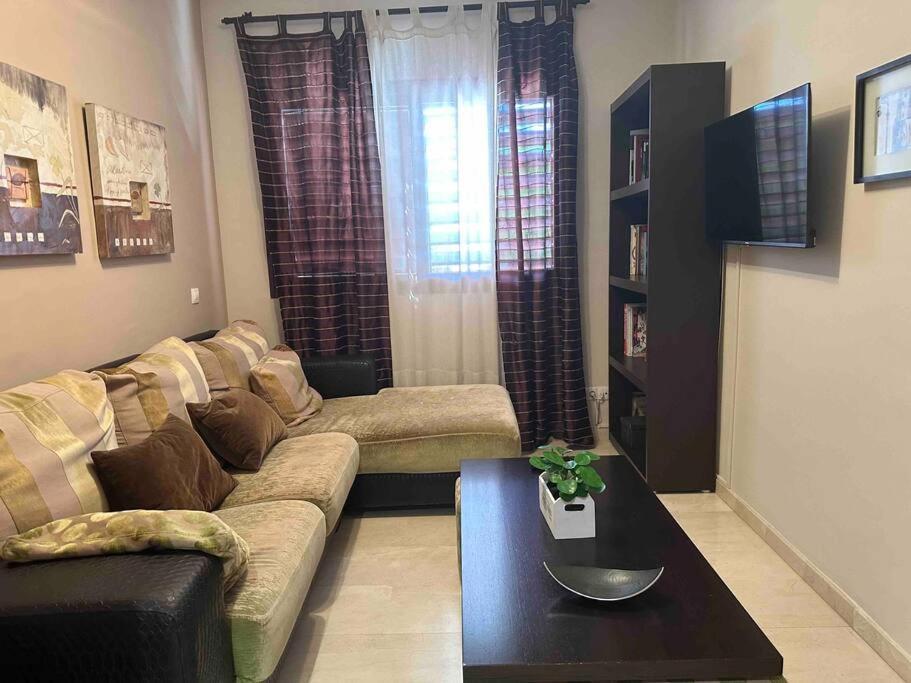 Modern 5-Bedroom Villa With Pool Montequinto 外观 照片