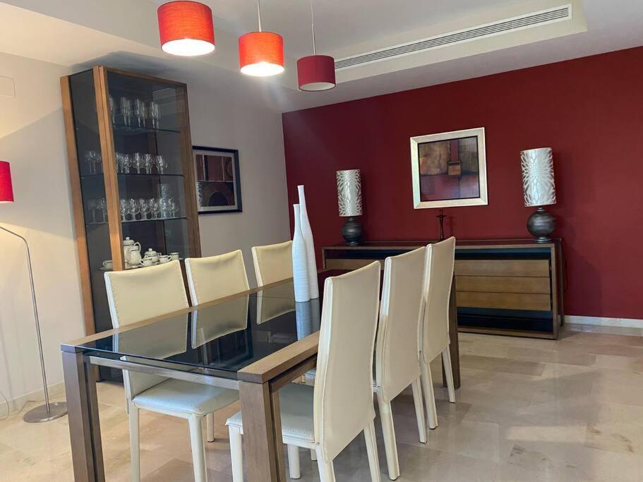 Modern 5-Bedroom Villa With Pool Montequinto 外观 照片